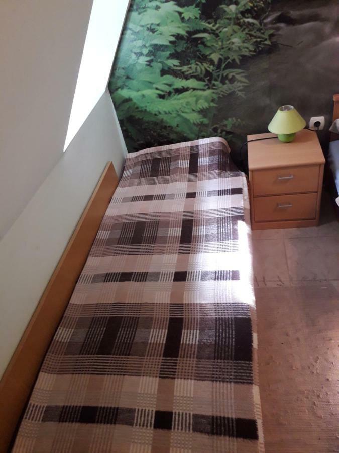 Ferienwohnung Apartmanhaz Balatonfenyves Exterior foto